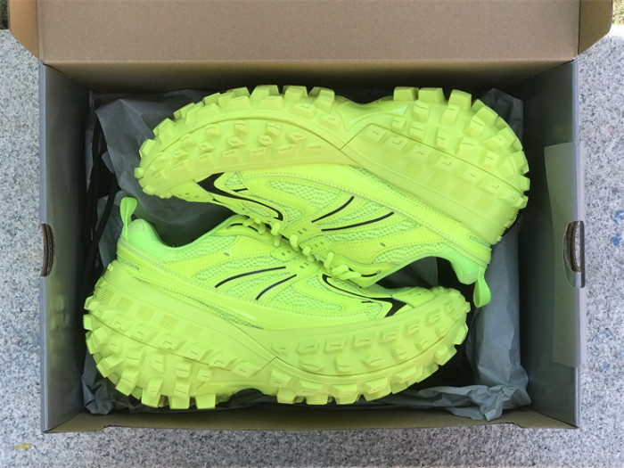 B 17FW Tripe-S High End Sneaker-387