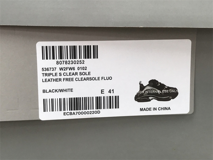 B 17FW Tripe-S High End Sneaker-394