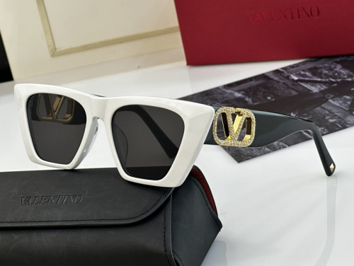 V Sunglasses AAAA-446