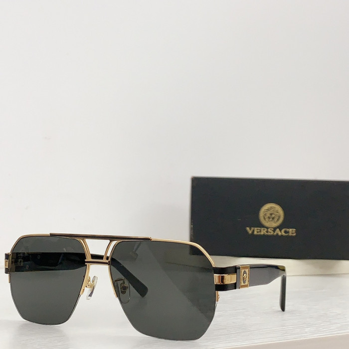 Versace Sunglasses AAAA-1818