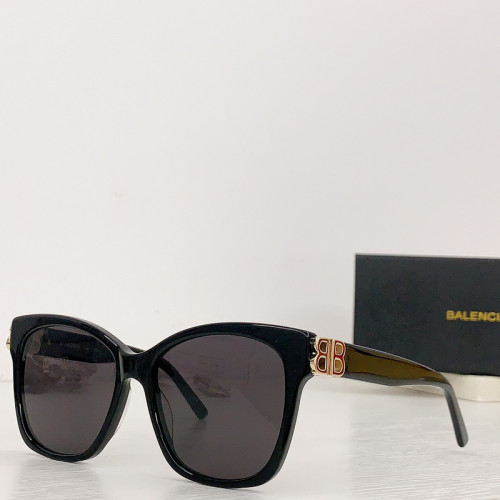 B Sunglasses AAAA-605