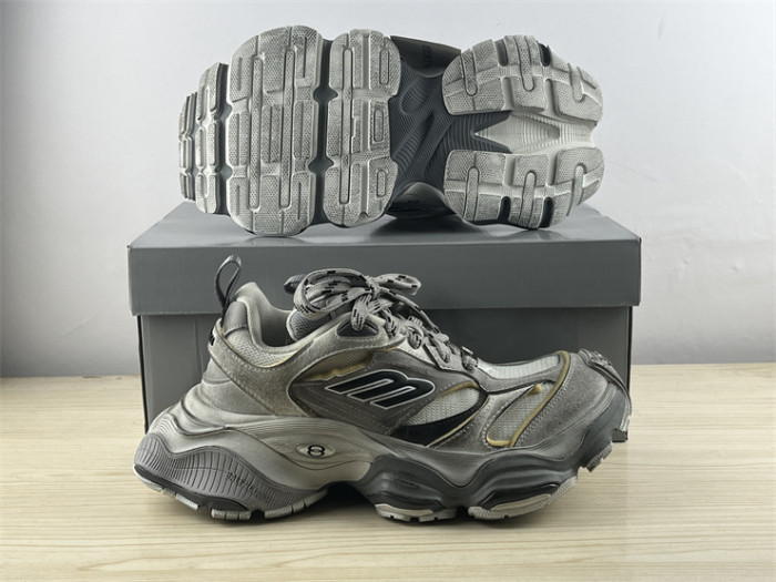 B 17FW Tripe-S High End Sneaker-450