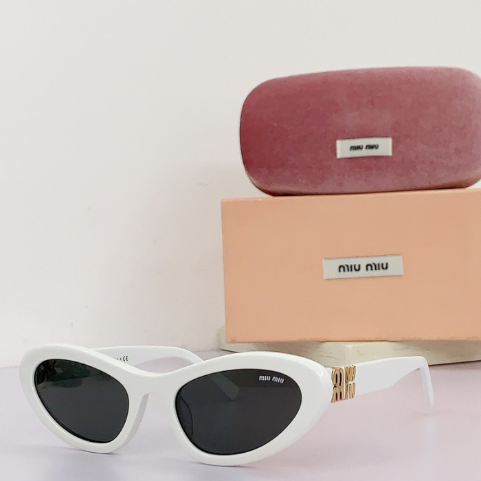 Miu Miu Sunglasses AAAA-548