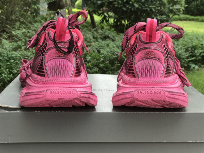 B 17FW Tripe-S High End Sneaker-390