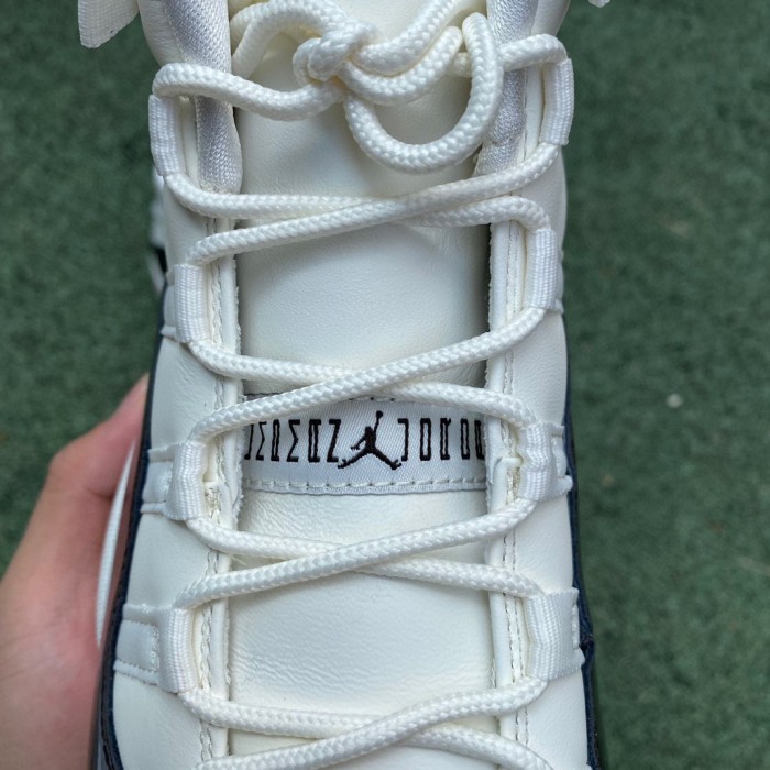 Authentic Air Jordan 11 WMNS “Neapolitan”