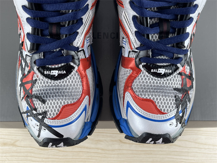 B 17FW Tripe-S High End Sneaker-441