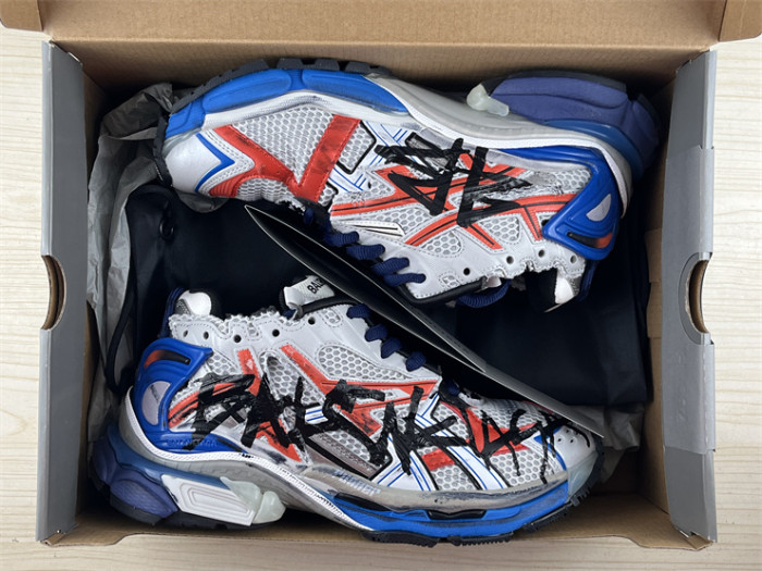 B 17FW Tripe-S High End Sneaker-441