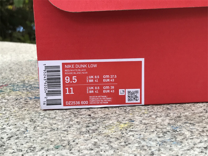 Authentic Nike Dunk Low “Chicago Split”