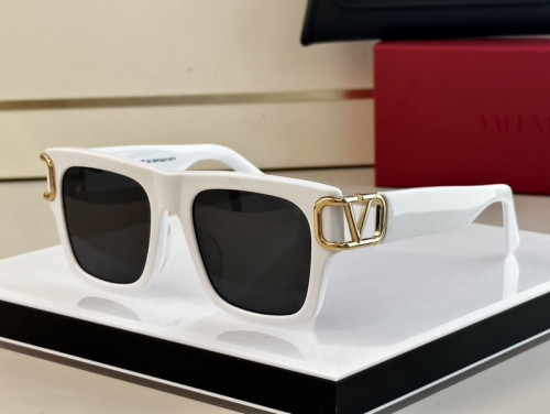 V Sunglasses AAAA-469