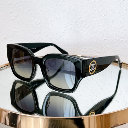 CHNL Sunglasses AAAA-2560