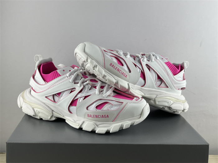 B 17FW Tripe-S High End Sneaker-435