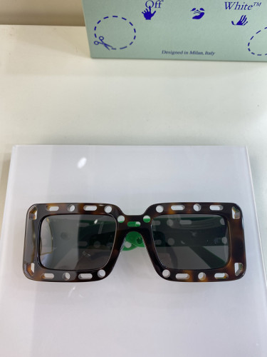 Off white Sunglasses AAAA-563