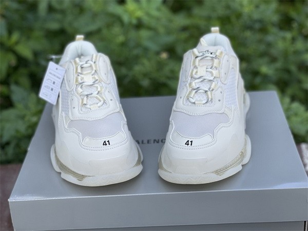 B 17FW Tripe-S High End Sneaker-236