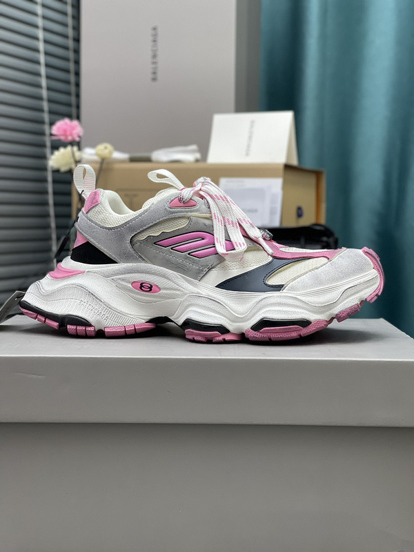 B 17FW Tripe-S High End Sneaker-454