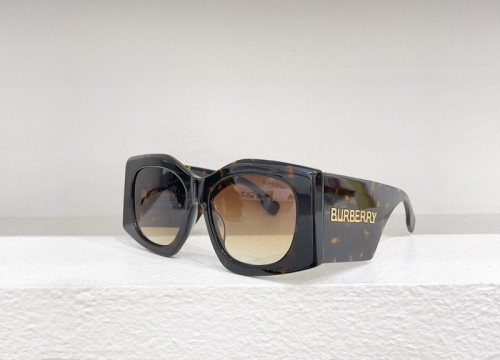 Burberry Sunglasses AAAA-1995
