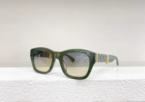 CHNL Sunglasses AAAA-3226