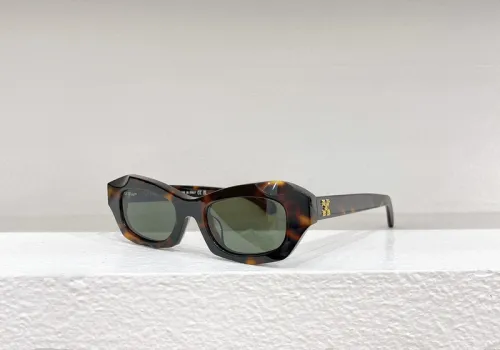 Off white Sunglasses AAAA-633