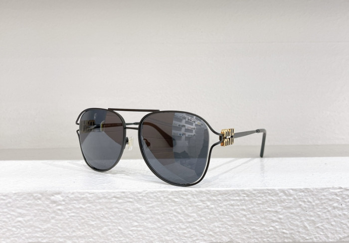 Miu Miu Sunglasses AAAA-709