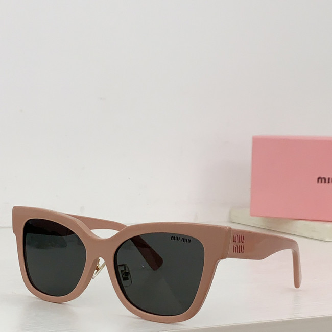 Miu Miu Sunglasses AAAA-576