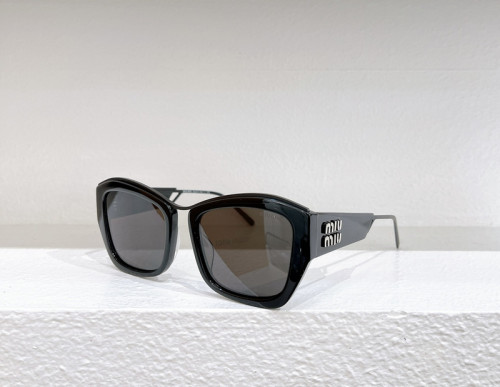 Miu Miu Sunglasses AAAA-680