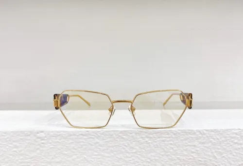 Miu Miu Sunglasses AAAA-647