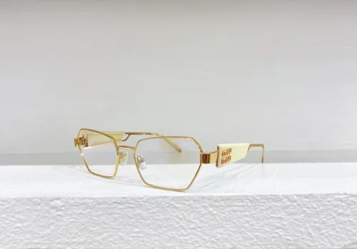 Miu Miu Sunglasses AAAA-642