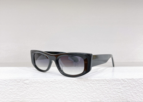 Off white Sunglasses AAAA-641
