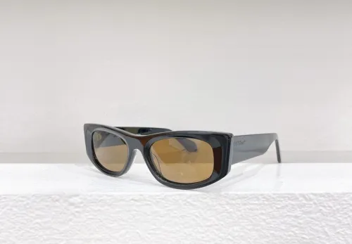 Off white Sunglasses AAAA-643