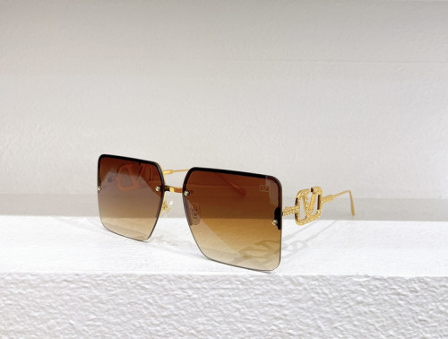 V Sunglasses AAAA-535