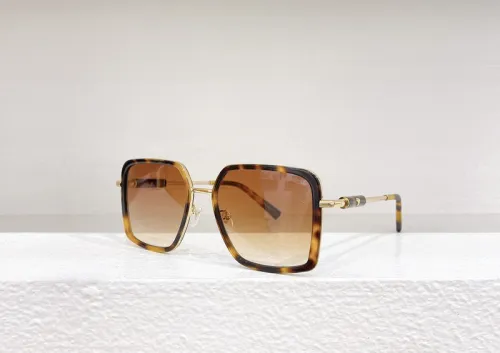Versace Sunglasses AAAA-2082