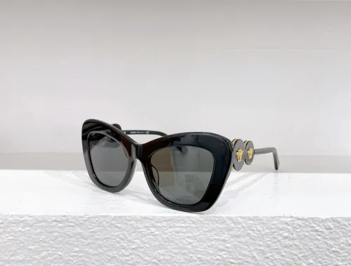 Versace Sunglasses AAAA-2119
