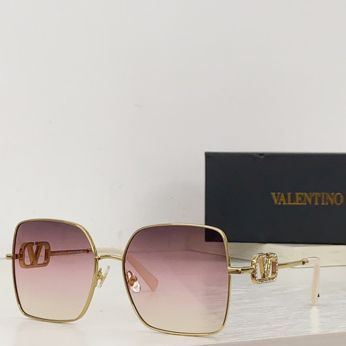 V Sunglasses AAAA-497