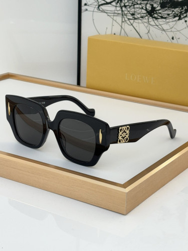 Loewe Sunglasses AAAA-256