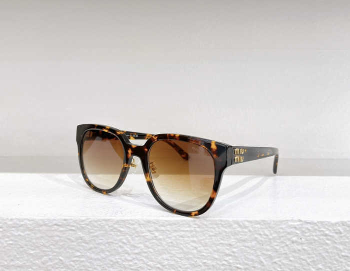 Miu Miu Sunglasses AAAA-736