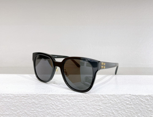 Miu Miu Sunglasses AAAA-753