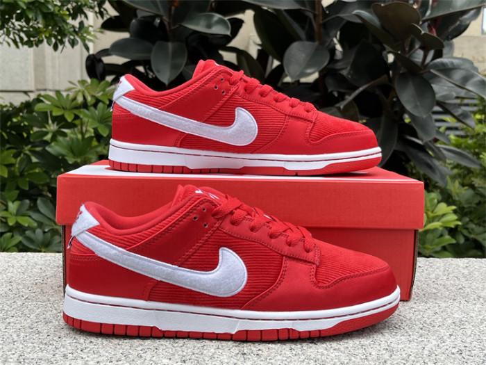 Authentic Nike Dunk Low GS “Valentine's Day” 2024