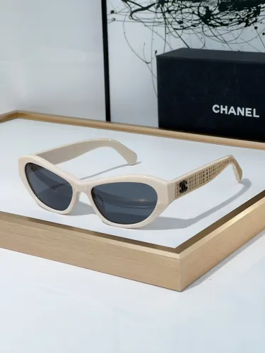 CHNL Sunglasses AAAA-3577
