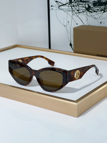 Burberry Sunglasses AAAA-2413