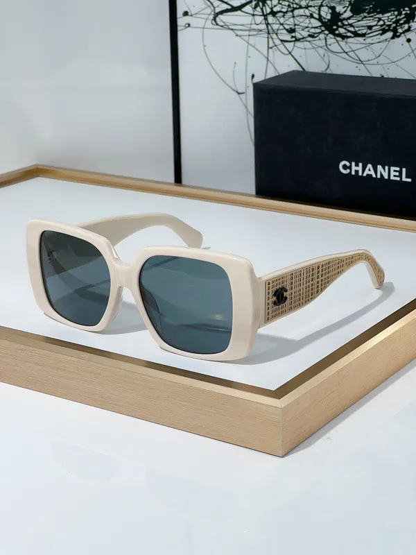 CHNL Sunglasses AAAA-3751