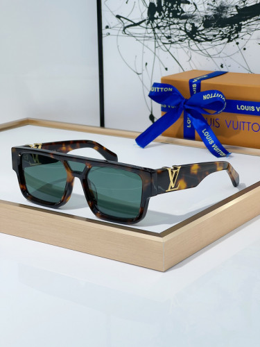 LV Sunglasses AAAA-4093