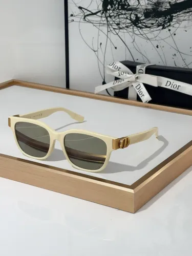 Dior Sunglasses AAAA-2677