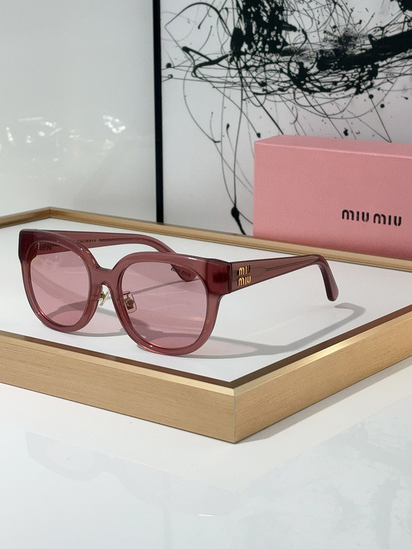 Miu Miu Sunglasses AAAA-826