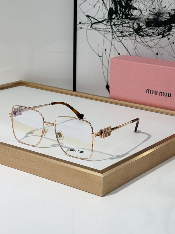 Miu Miu Sunglasses AAAA-850