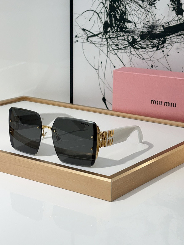 Miu Miu Sunglasses AAAA-842