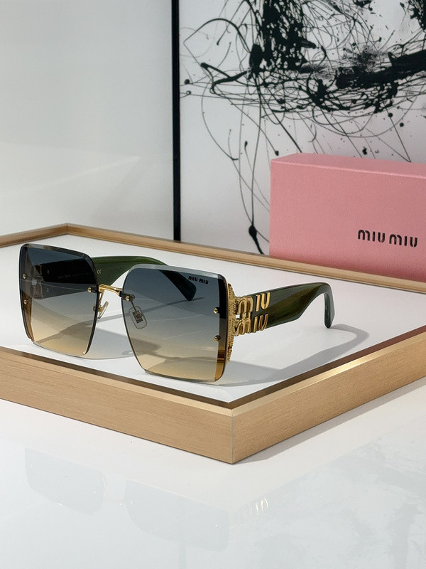 Miu Miu Sunglasses AAAA-847