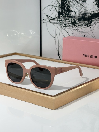 Miu Miu Sunglasses AAAA-824