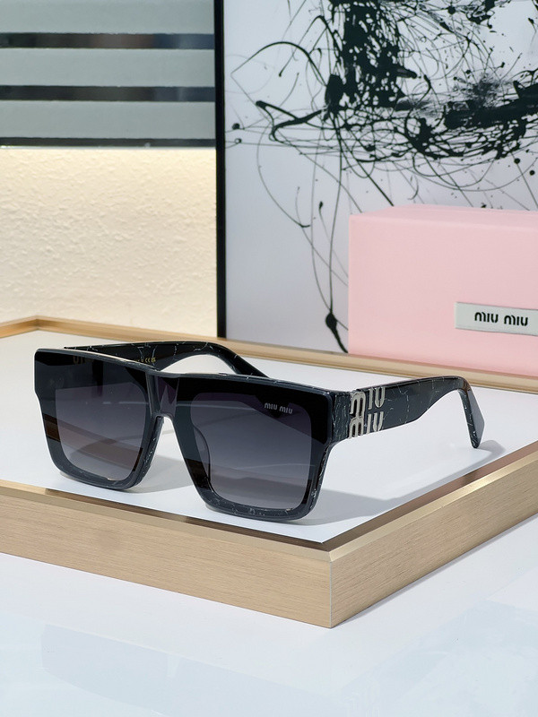 Miu Miu Sunglasses AAAA-867