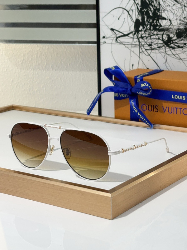 LV Sunglasses AAAA-4211