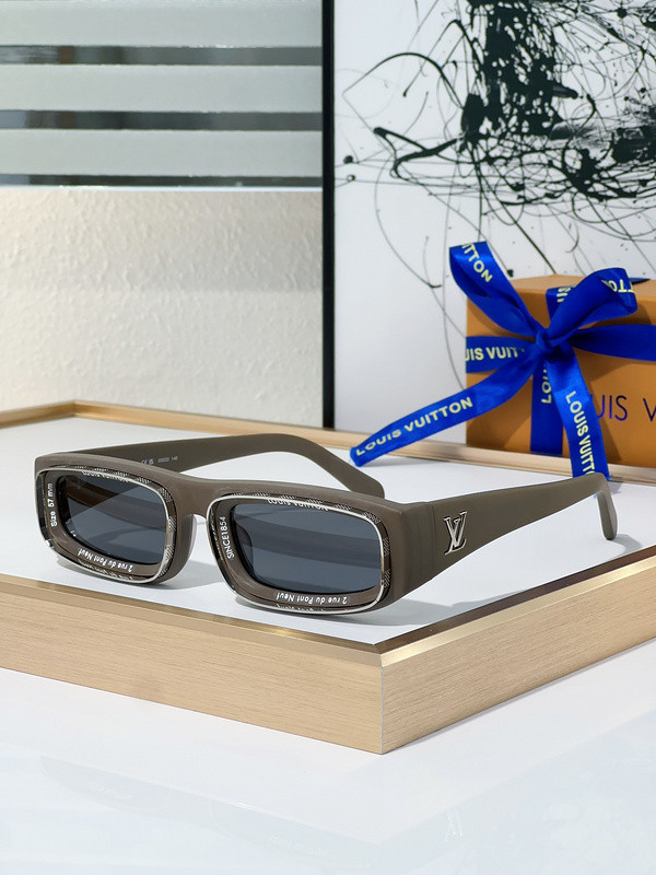 LV Sunglasses AAAA-4272