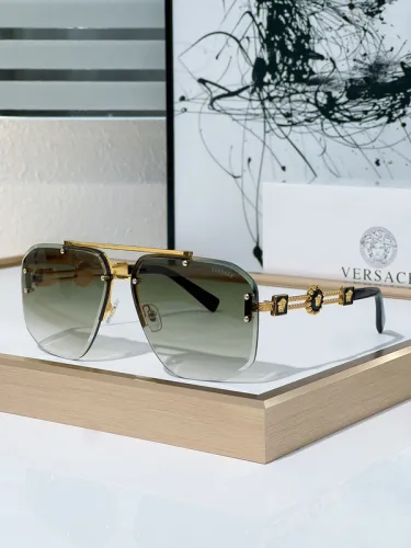 Versace Sunglasses AAAA-2438